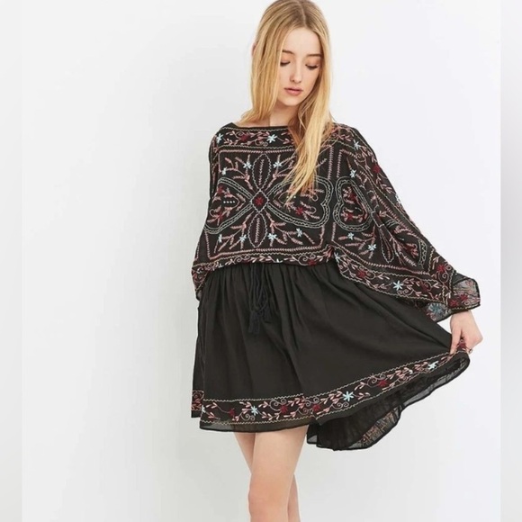 FREE PEOPLE ,NWT,mini dress,fairy,whimsical,cape sleeves,Frida print,embroidered - Picture 12 of 17